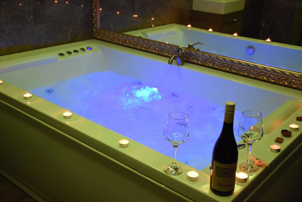 Central Business Apartments Jacuzzi Белград Экстерьер фото